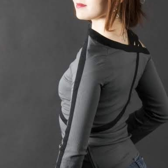 One of a kind top - Picture 2 of 4